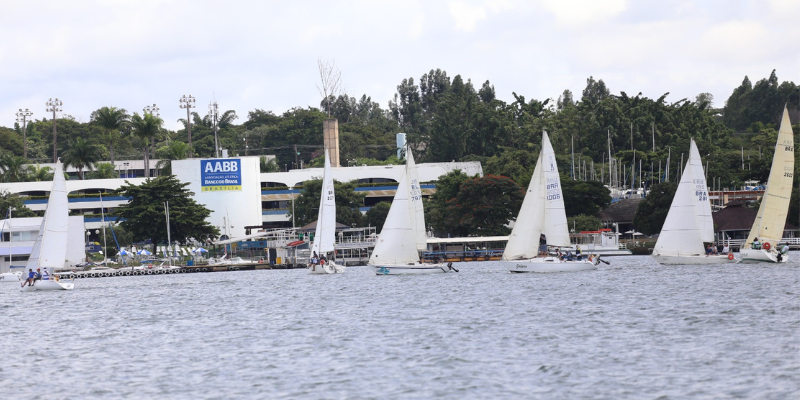 AABB Brasília celebra 64 anos com uma regata