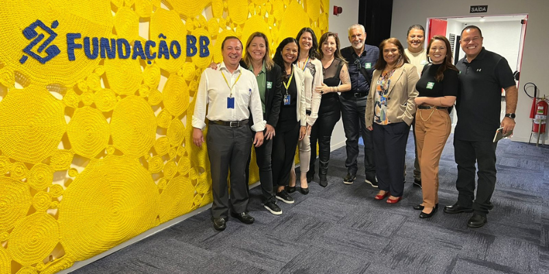 Equipe da FENABB visita a Fundação Banco do Brasil