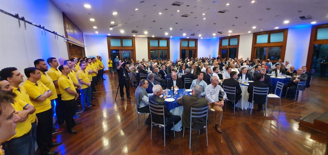 AABB Porto Alegre sedia jantar promovido pelo Banco do Brasil