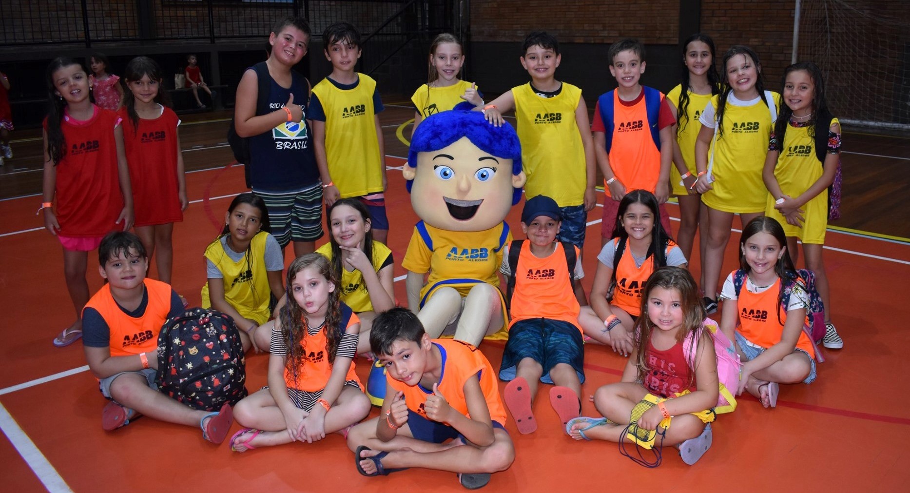 AABB Kids Verão congrega crianças em Porto Alegre